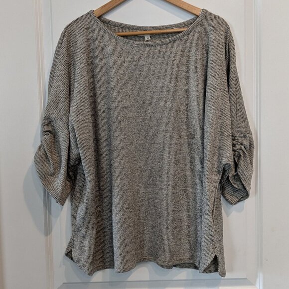 Max Studio Top Size 3X Oat Gray Ruched Sleeve Soft Ribbed Knit Comfy Blouse NWT - Picture 2 of 16